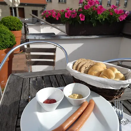Maly Mnich Couette-café Mníšek pod Brdy