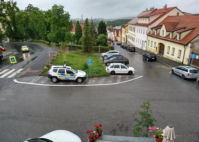 Malý Mnich 3* Mníšek pod Brdy