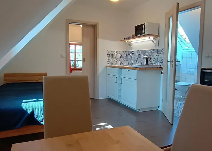 Malý Mnich 3* Mníšek pod Brdy